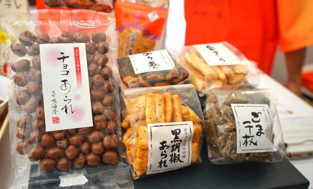 oleh oleh jepang halal