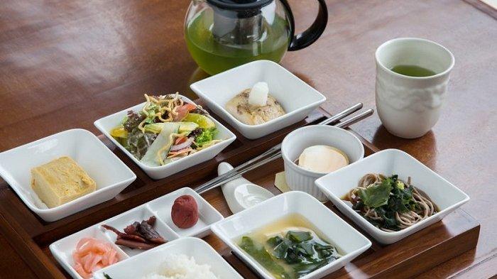 5 Pola Makan Orang Jepang yang Bikin Panjang Umur